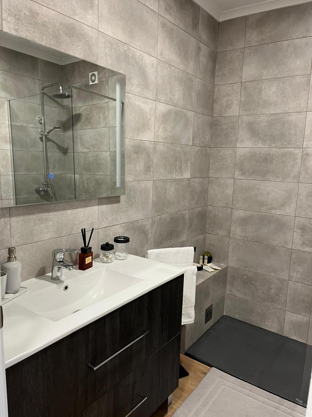 Modern Condo Ponta Delgada Extérieur photo